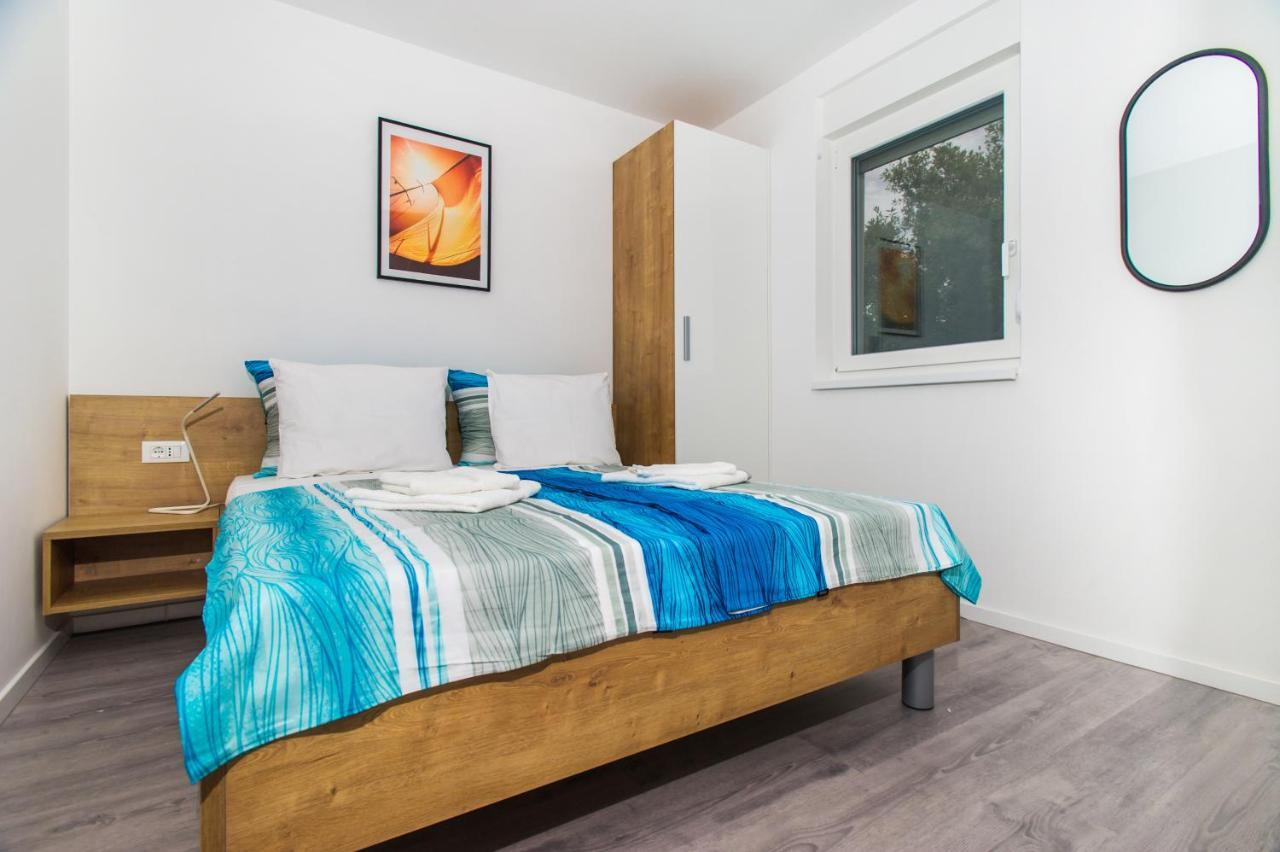 Apartments Jedro Petrčane Zewnętrze zdjęcie