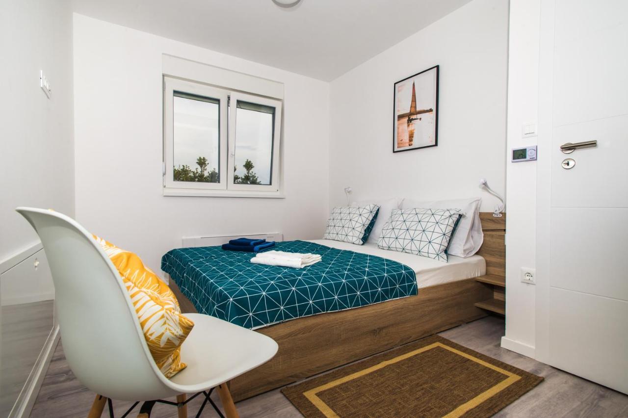 Apartments Jedro Petrčane Zewnętrze zdjęcie