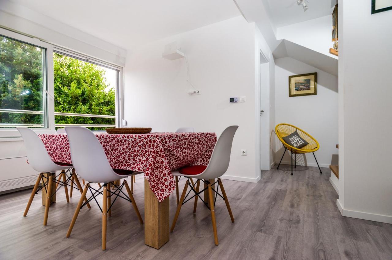 Apartments Jedro Petrčane Zewnętrze zdjęcie