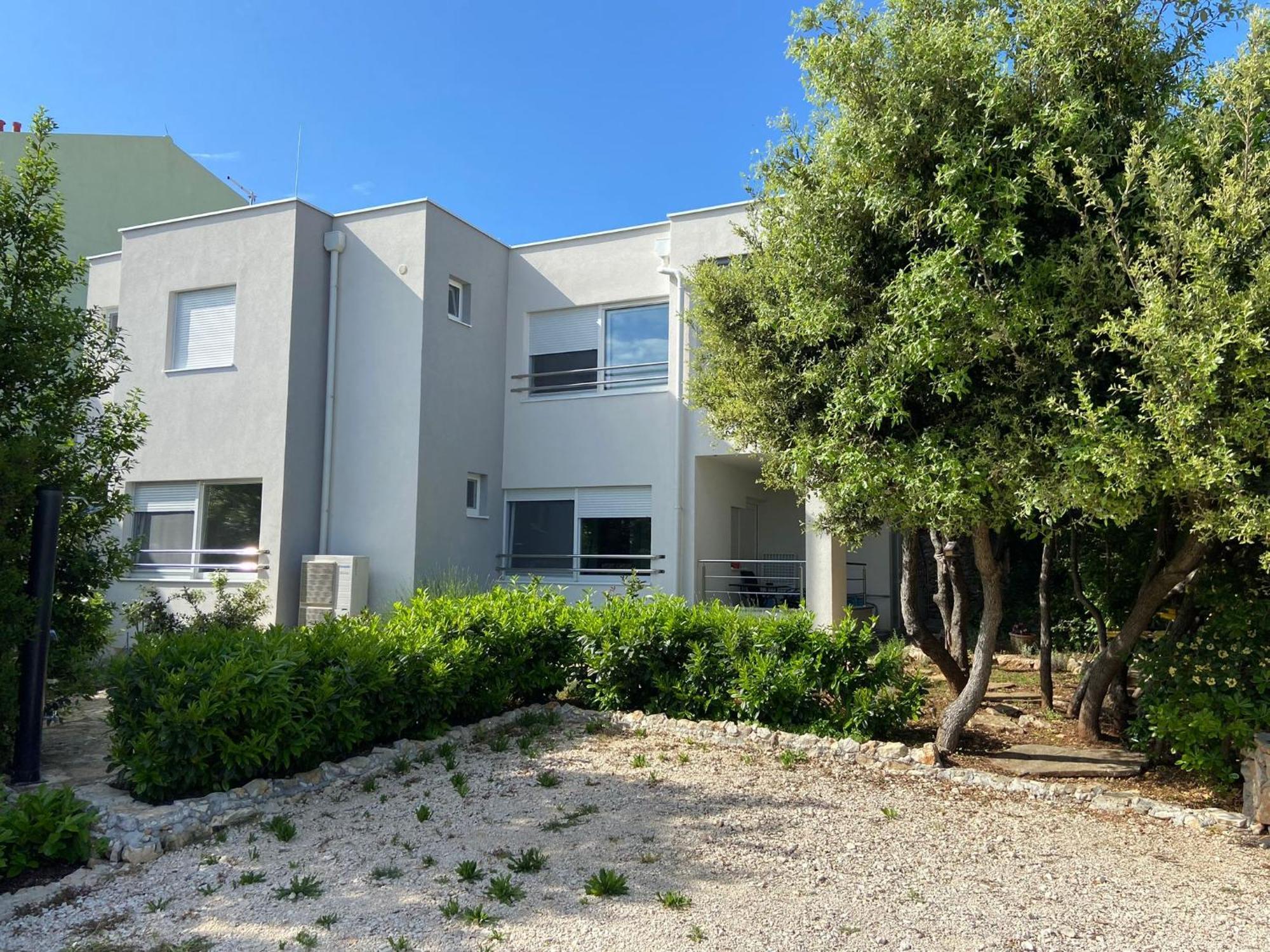 Apartments Jedro Petrčane Zewnętrze zdjęcie